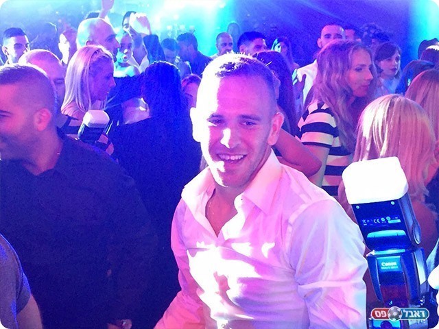 עשה שמח והשקה את האורחים. החבר הטוב נתנאל גולדמן